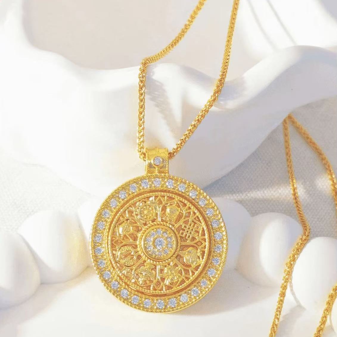 Sand Gold Six-Character Mantra Rotating Eight Auspicious Symbols Compass Pendant Necklace