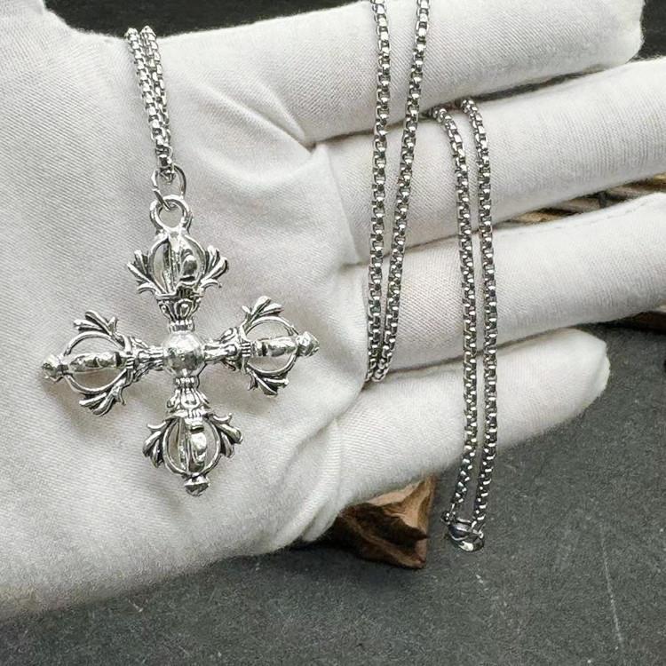 Bodhi Leaf Pendant, Tibetan-style Alloy with Silver Plating, Vintage Ethnic Unisex Necklace Pendant, Shakyamuni Buddha and Ksitigarbha Amulet Necklace Pendant